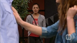 Mark Brennan, Paige Novak, Rain Taylor in Neighbours Episode 