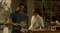 Nate Kinski, Susan Kennedy in Neighbours Episode 7020