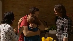 Imogen Willis, Josh Willis, Terese Willis, Brad Willis in Neighbours Episode 