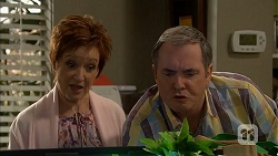 Susan Kennedy, Karl Kennedy in Neighbours Episode 7025