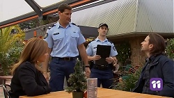 Terese Willis, Matt Turner, Brad Willis in Neighbours Episode 7027