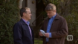 Paul Robinson, Gary Canning in Neighbours Episode 7030