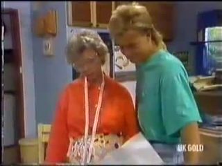 Helen Daniels, Scott Robinson in Neighbours Episode 