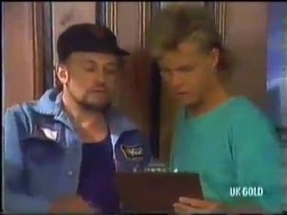 Clipboard Man, Scott Robinson in Neighbours Episode 
