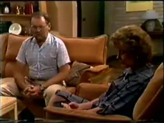 Harold Bishop, Madge Mitchell in Neighbours Episode 