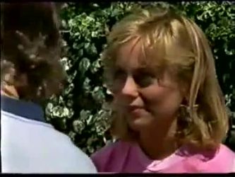 Mike Young, Jane Harris in Neighbours Episode 0465