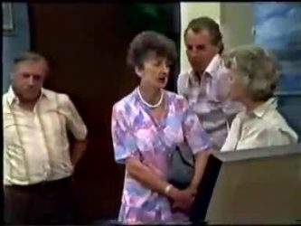 Rob Lewis, Nell Mangel, Jim Robinson, Helen Daniels in Neighbours Episode 0466