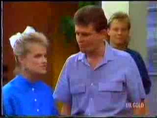 Daphne Clarke, Des Clarke, Scott Robinson in Neighbours Episode 