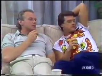 Jim Robinson, Paul Robinson in Neighbours Episode 