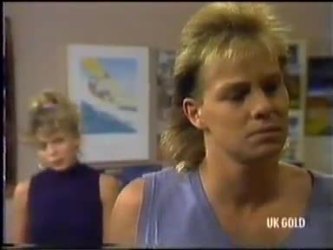 Charlene Mitchell, Scott Robinson in Neighbours Episode 