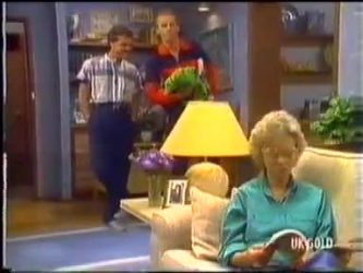 Paul Robinson, Jim Robinson, Helen Daniels in Neighbours Episode 0474