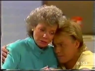 Helen Daniels, Scott Robinson in Neighbours Episode 