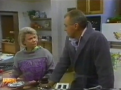 Helen Daniels, Jim Robinson in Neighbours Episode 