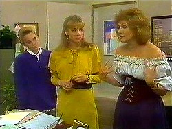 Bronwyn Davies, Jane Harris, Madge Bishop in Neighbours Episode 0780