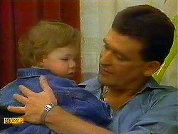 Jamie Clarke, Des Clarke in Neighbours Episode 