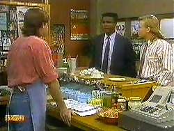 Mike Young, Pete Baxter, Scott Robinson in Neighbours Episode 0781