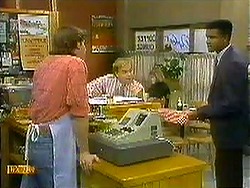 Mike Young, Scott Robinson, Pete Baxter in Neighbours Episode 0781