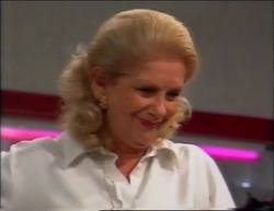 Madge Bishop in Neighbours Episode 2961