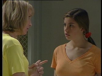 Ruth Wilkinson, Anne Wilkinson in Neighbours Episode 