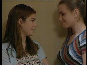 Anne Wilkinson, Mandi Rodgers in Neighbours Episode 2995