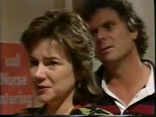 Lyn Scully, Joe Scully in Neighbours Episode 