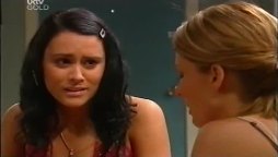 Carmella Cammeniti, Izzy Hoyland in Neighbours Episode 4662