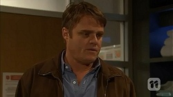 Gary Canning in Neighbours Episode 