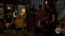 Chris Pappas, Georgia Brooks, Terese Willis, Brad Willis in Neighbours Episode 7037