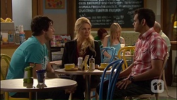 Chris Pappas, Lucy Robinson, Nate Kinski in Neighbours Episode 