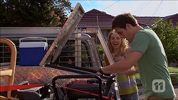 Georgia Brooks, Kyle Canning in Neighbours Episode 