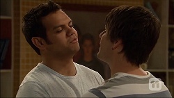 Nate Kinski, Chris Pappas in Neighbours Episode 7048