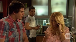 Chris Pappas, Nate Kinski, Lucy Robinson in Neighbours Episode 7050