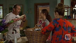 Toadie Rebecchi, Cat Rogers, Sonya Rebecchi in Neighbours Episode 7051