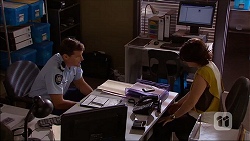 Matt Turner, Naomi Canning in Neighbours Episode 7053