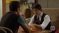 Nate Kinski, Chris Pappas in Neighbours Episode 7053