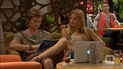 Daniel Robinson, Amber Turner, Josh Willis in Neighbours Episode 7055