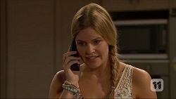 Amber Turner in Neighbours Episode 