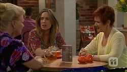 Sheila Canning, Sonya Rebecchi, Susan Kennedy in Neighbours Episode 7058