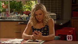 Georgia Brooks in Neighbours Episode 