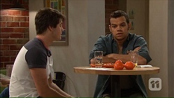 Chris Pappas, Nate Kinski in Neighbours Episode 