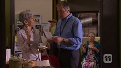 Hilary Robinson, Karl Kennedy, Janice Stedler in Neighbours Episode 