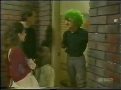 Kate Gibbons, Graham Gibbons, Vicki Gibbons, Clive Gibbons in Neighbours Episode 0298