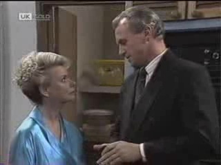 Helen Daniels, Jim Robinson in Neighbours Episode 