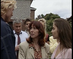 Brad Willis, Lou Carpenter, Mark Gottlieb, Bunny Lawson, Annalise Hartman, Beth Brennan in Neighbours Episode 2068