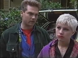 Mark Gottlieb, Lucy Robinson in Neighbours Episode 