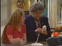 Bianca Zanotti, Marlene Kratz in Neighbours Episode 