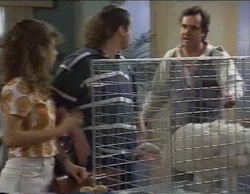 Hannah Martin, Toadie Rebecchi, Karl Kennedy, Murray in Neighbours Episode 