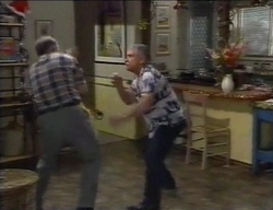 Harold Bishop, Lou Carpenter in Neighbours Episode 2771