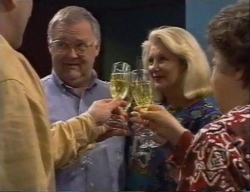 Harold Bishop, Madge Bishop, Marlene Kratz in Neighbours Episode 2795
