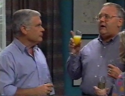 Lou Carpenter, Harold Bishop in Neighbours Episode 2795